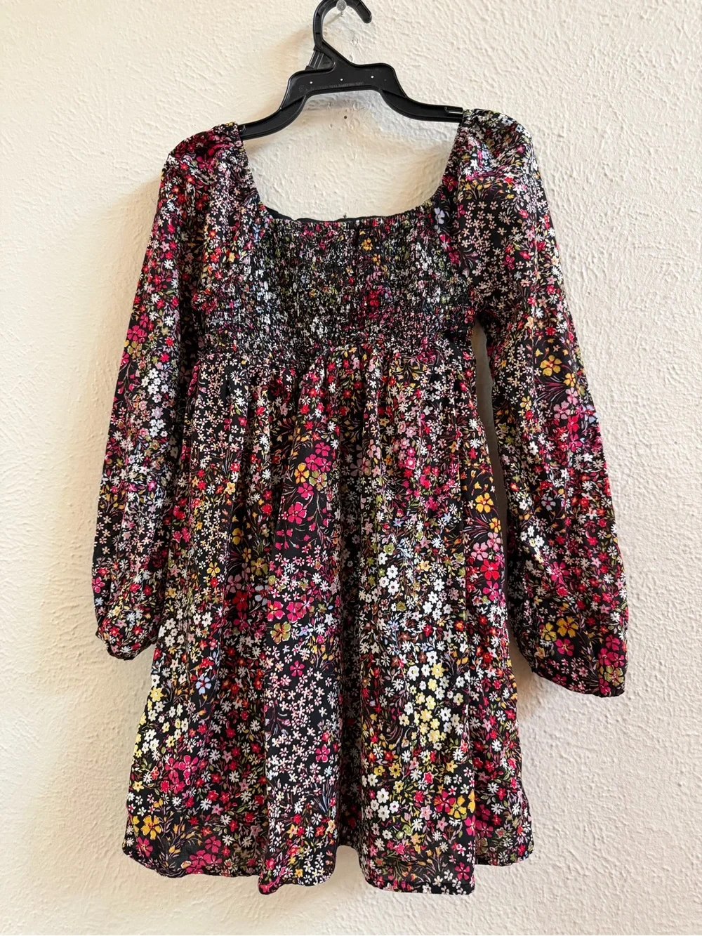 GAP puff sleeve smocked floral dress